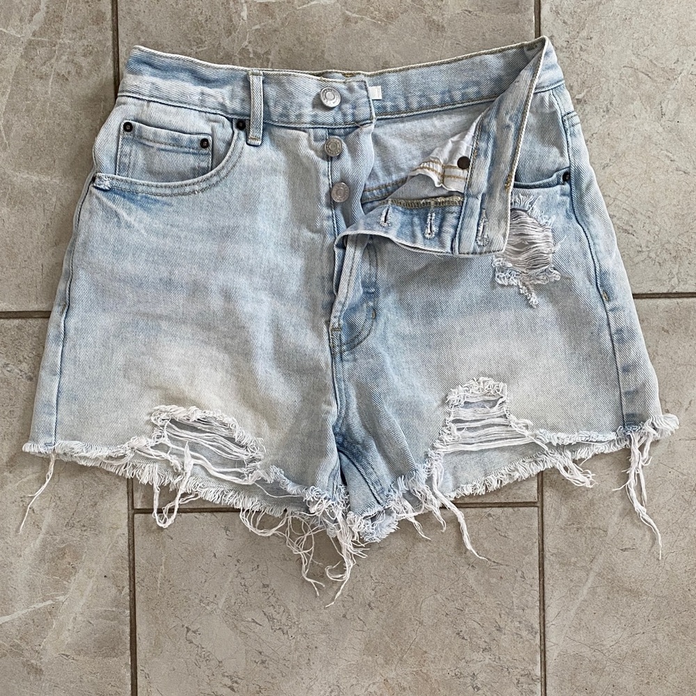 Pacsun Light Wash Ultra Hi-Rise Vintage Short 26”